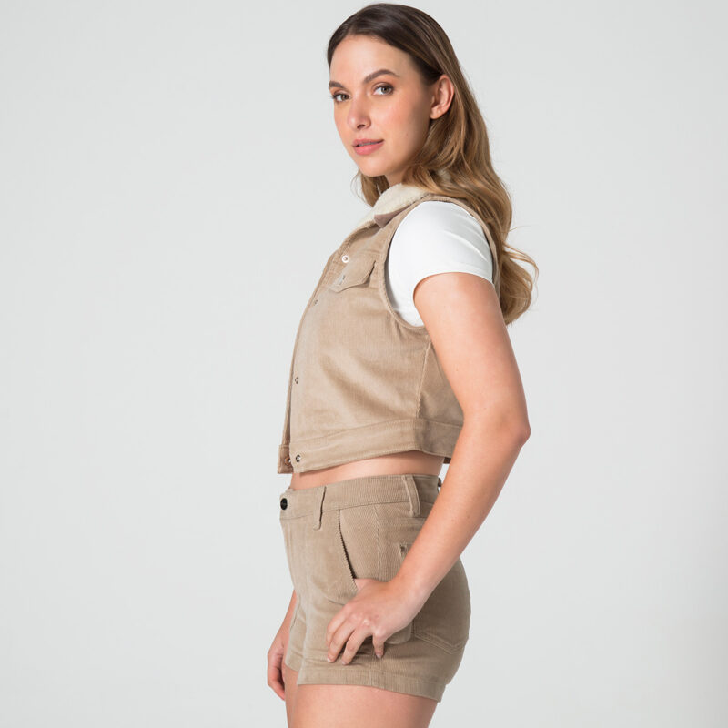 chaleco-slim-pana-kendall-kaki (3)