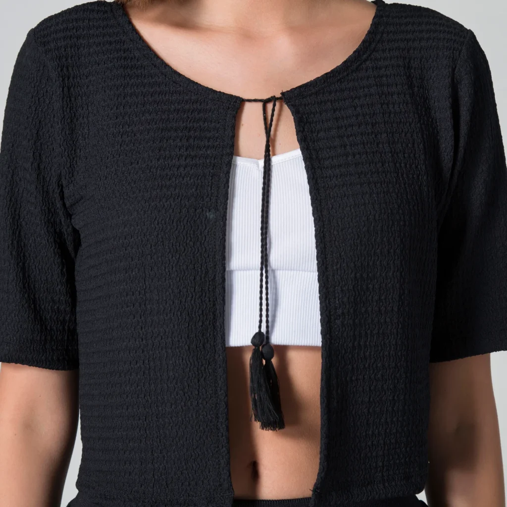 blusa-regular-manga-corta-liberte-negro-5