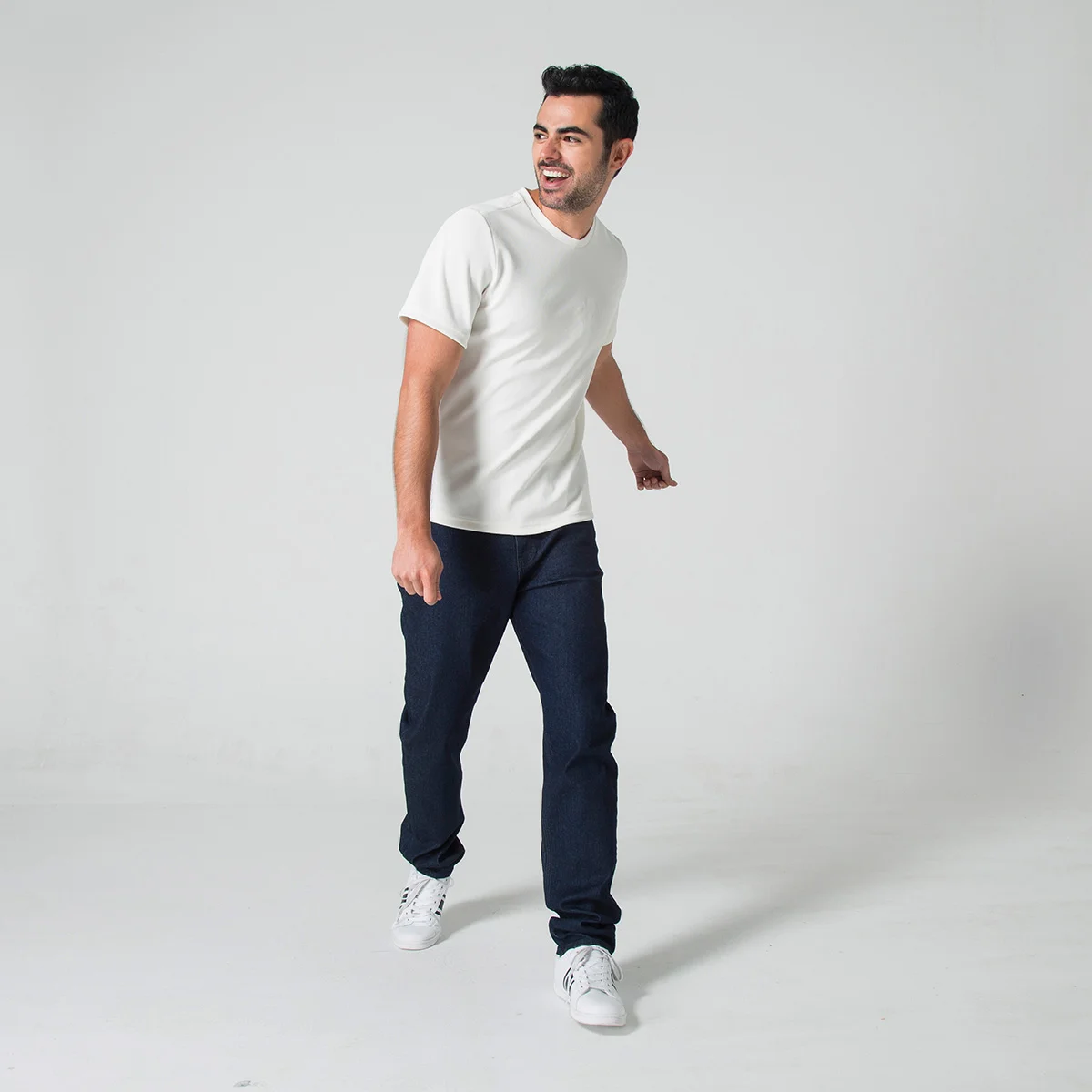 Camiseta Slim Cuello Redondo Storm