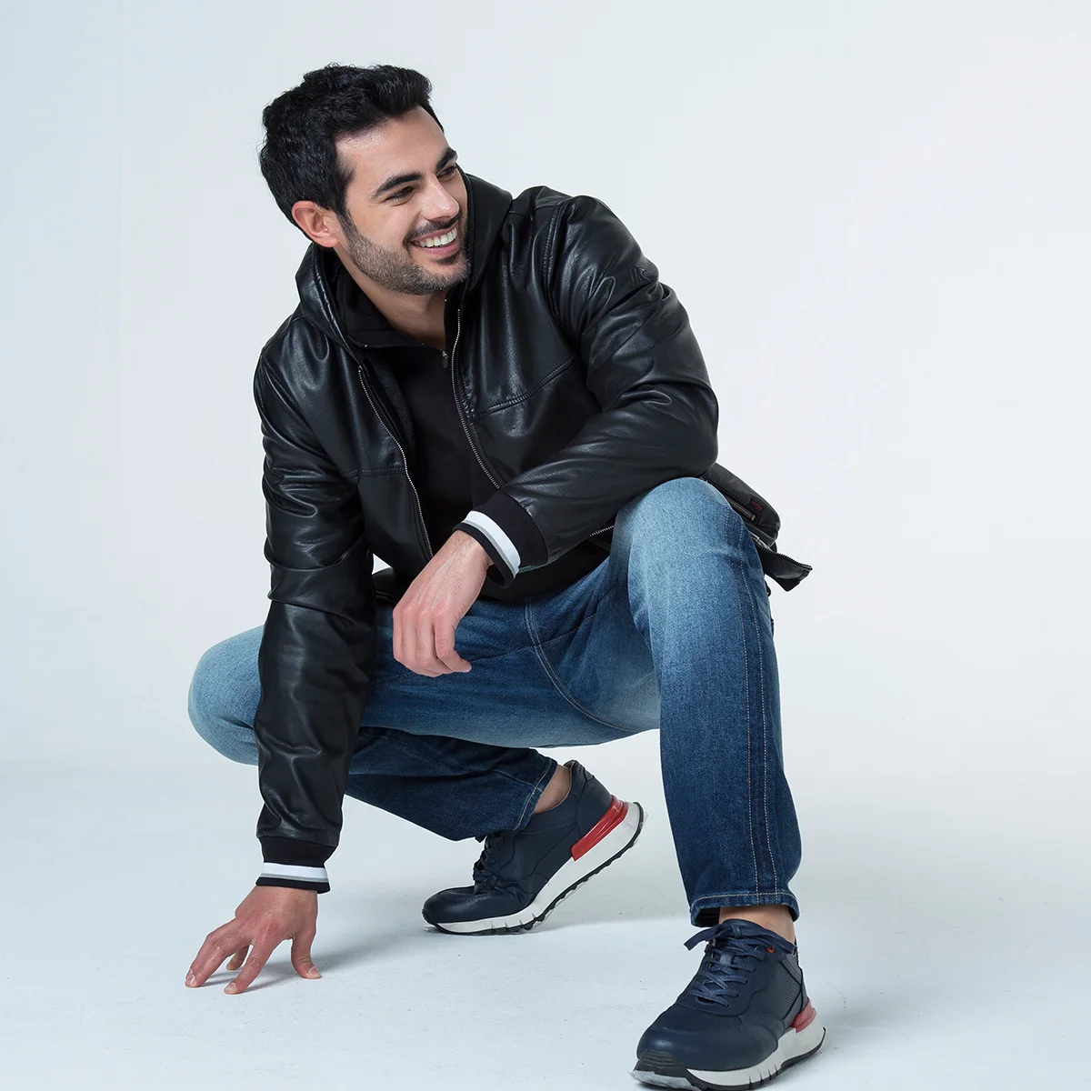 Chaqueta Sintetica Regular Capota Lthr