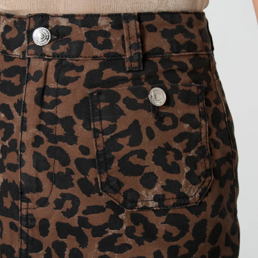 falda-larga-slim-animal-print-midi-gadiel-estampado-5