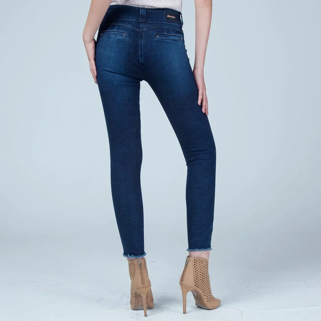 jean-skinny-bordado-brithany-azul-oscuro-3