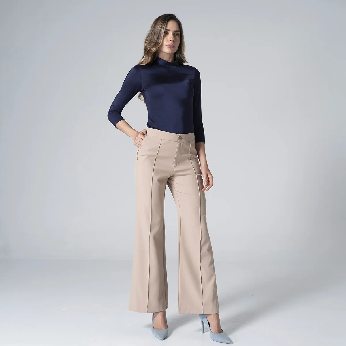 Blusa Slim Cuello Alto Eve