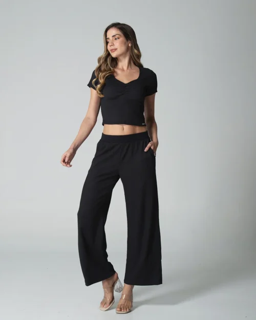 Camiseta Slim Manga Corta Rosalia