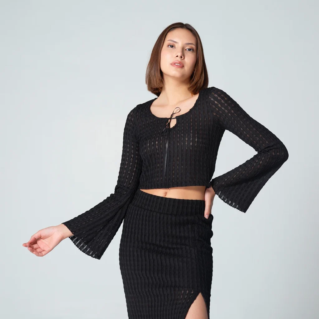 blusa-crop-slim-dixt-negro
