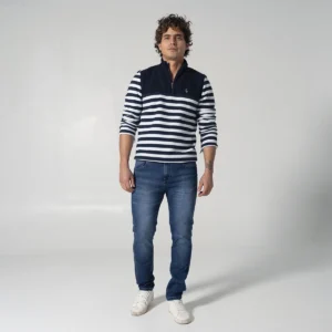 Buzo Cuello Alto Regular Line