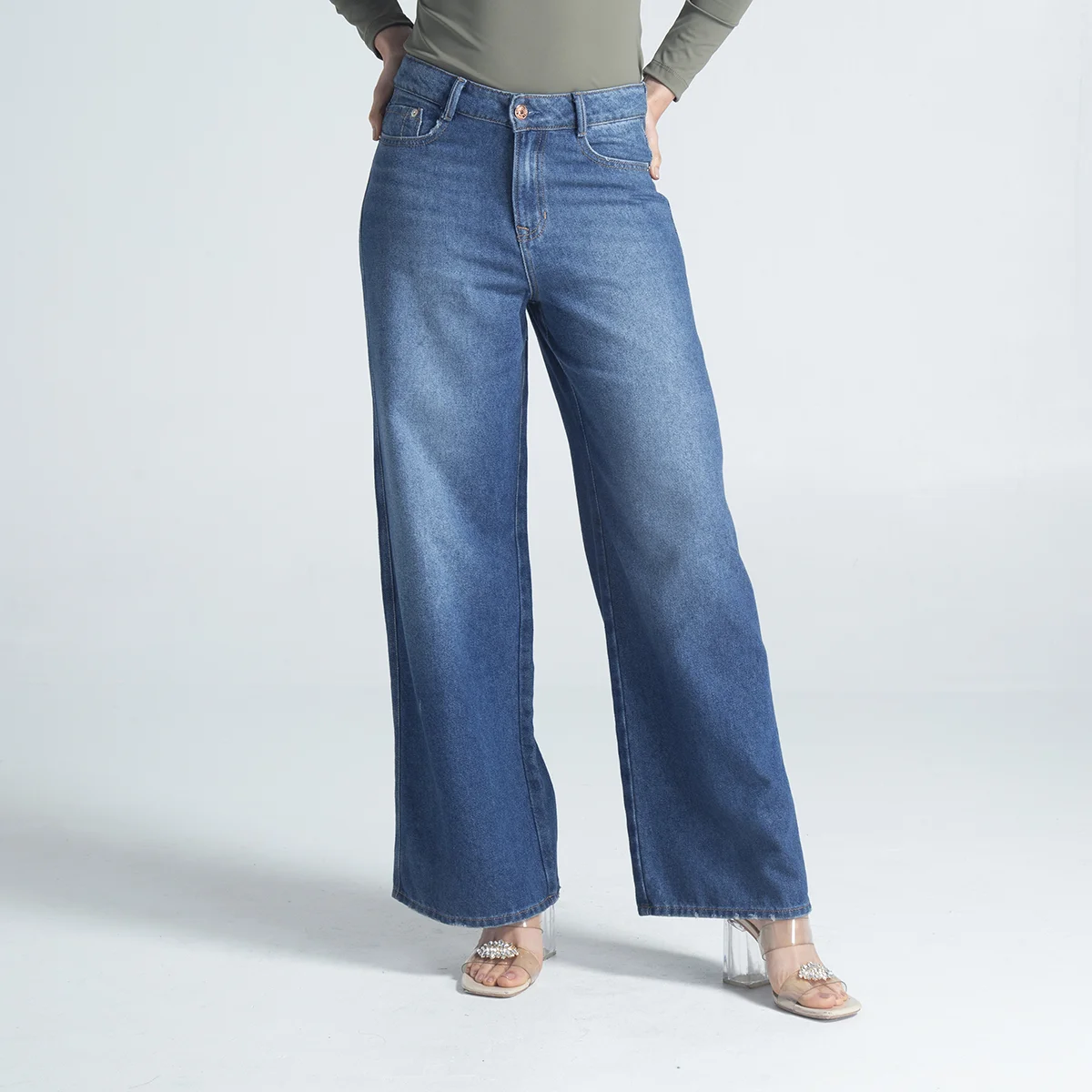 Jean Wide Leg Pum